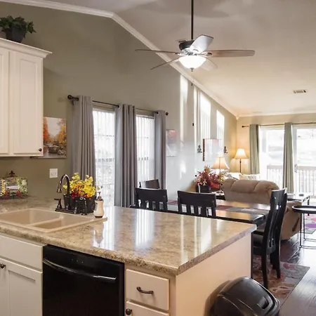 2Br Walk-In - Central Location - Free Tickets Included - Fc41-17 Branson Exterior foto