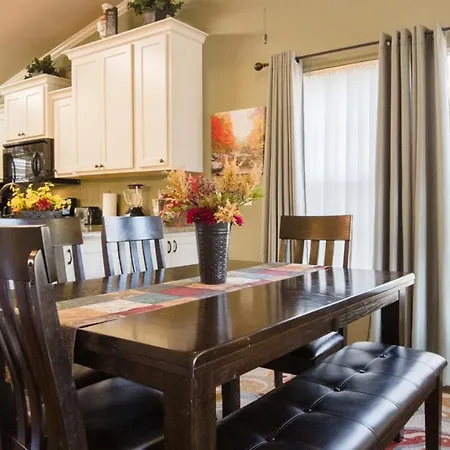 2Br Walk-In - Central Location - Free Tickets Included - Fc41-17 Branson Exterior foto